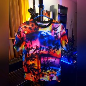 Tropical print T shirt Medium Slim Fit